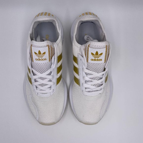 adidas Swift Run White / Gold Womens Shoes - Picture 6 of 9